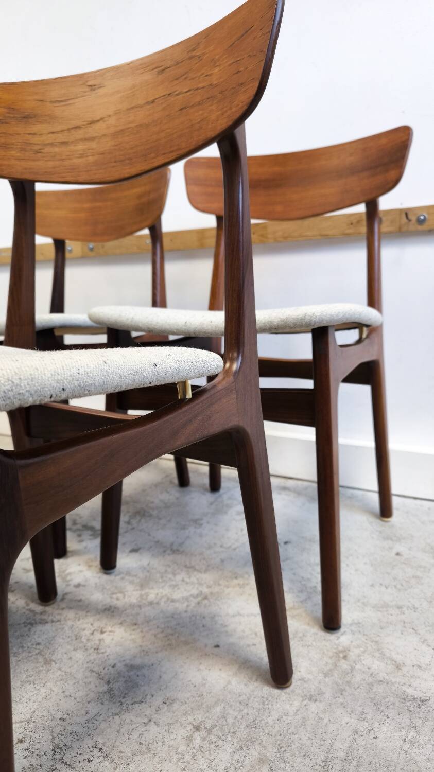 Scandinavian chair set