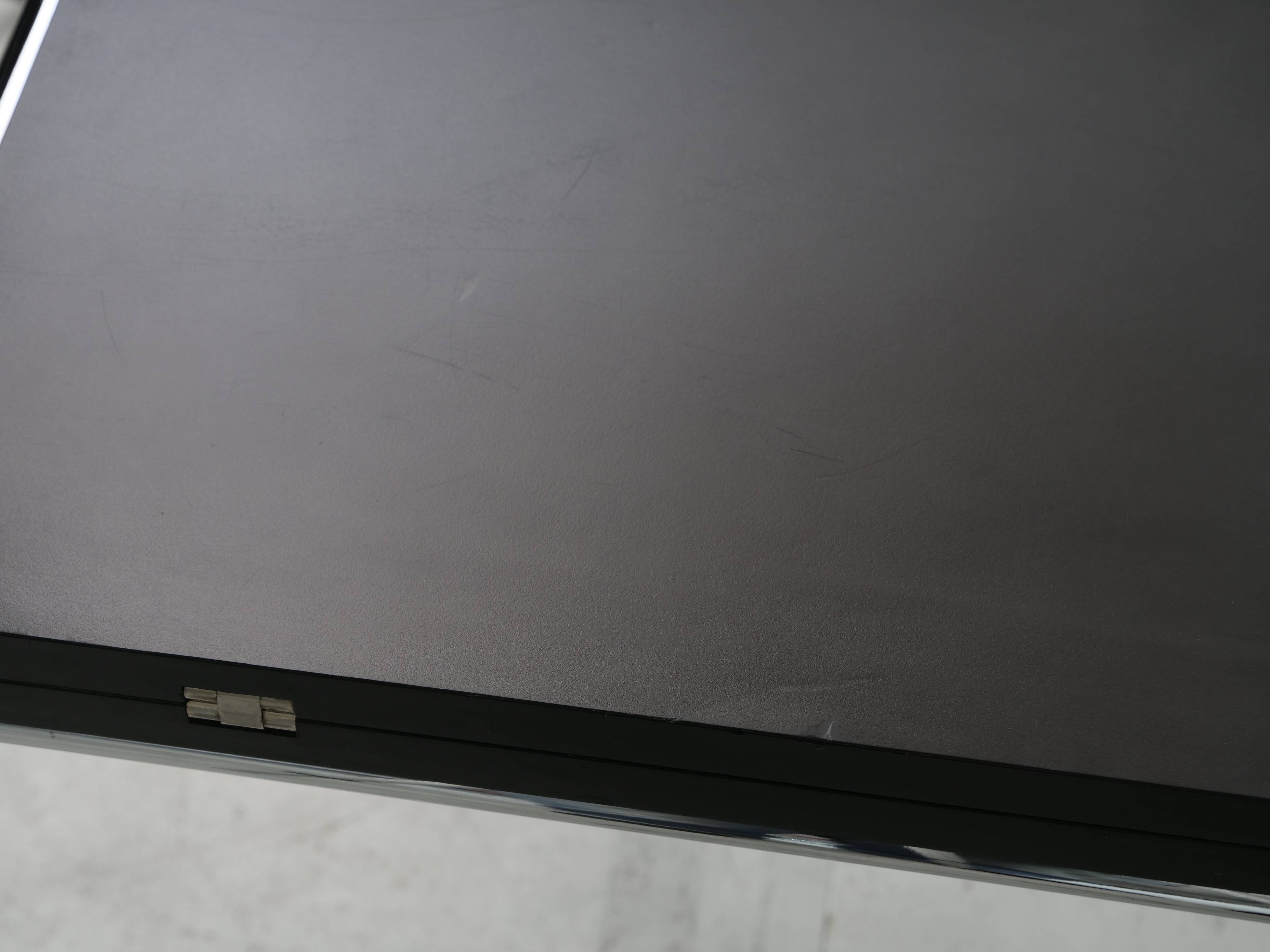 Bauhaus design table model Jean by Eileen Gray