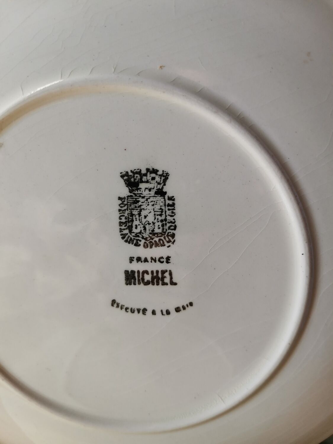 Set of 2 flat plates vintage opaque porcelain tiles from Gien France Michel handmade france