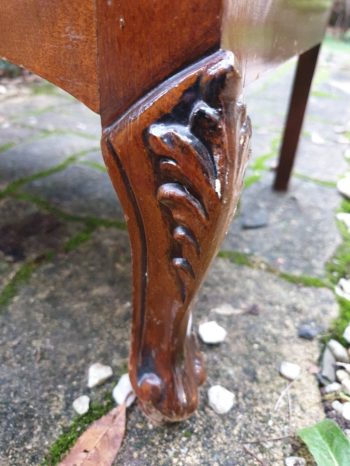 Commode Louis XV en merisier massif