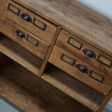 Armoire d'apothicaire / comptoir de magasin rustique en pin allemand vintage, années 1930