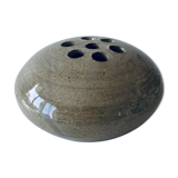 Vase stings flowers lens shape