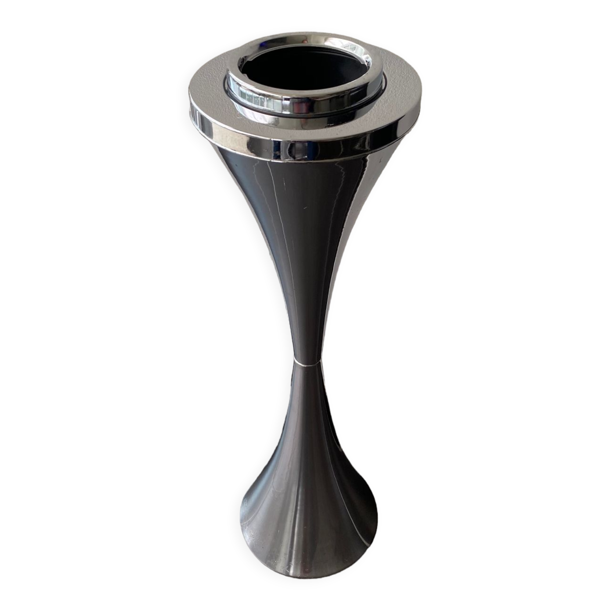 Vintage 70 metal ashtray space age