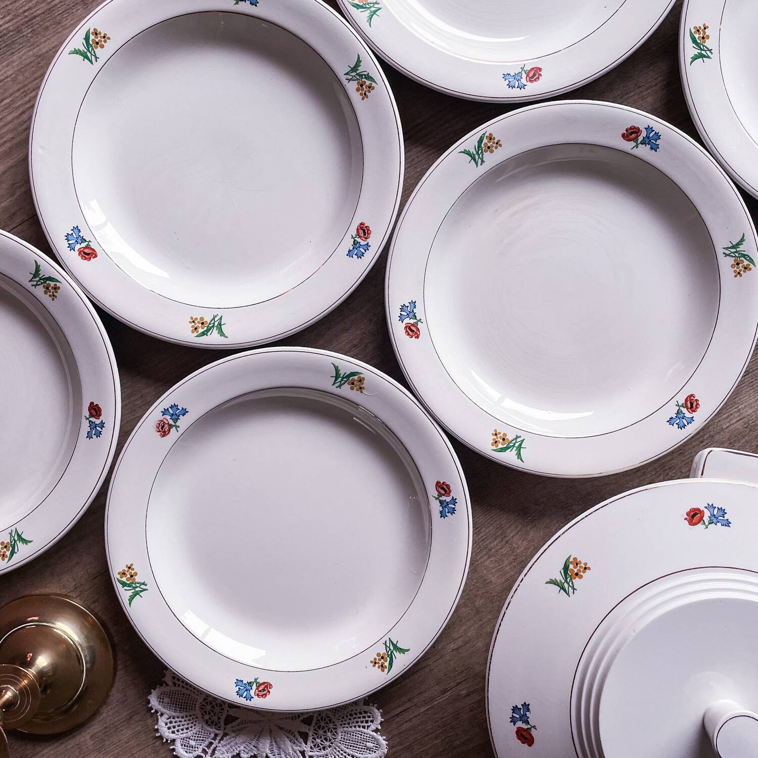 Gien flower service: 6 plates + 1 tureen