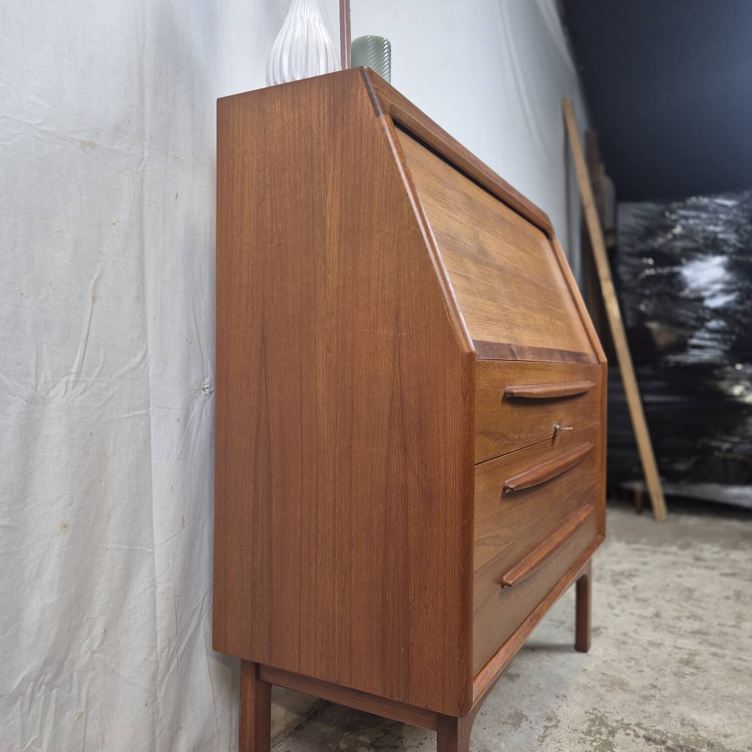 Bernhard Pedersen & Søn, secrétaire danois vintage, coiffeuse