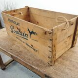 Wooden chocolate poulain case 1950