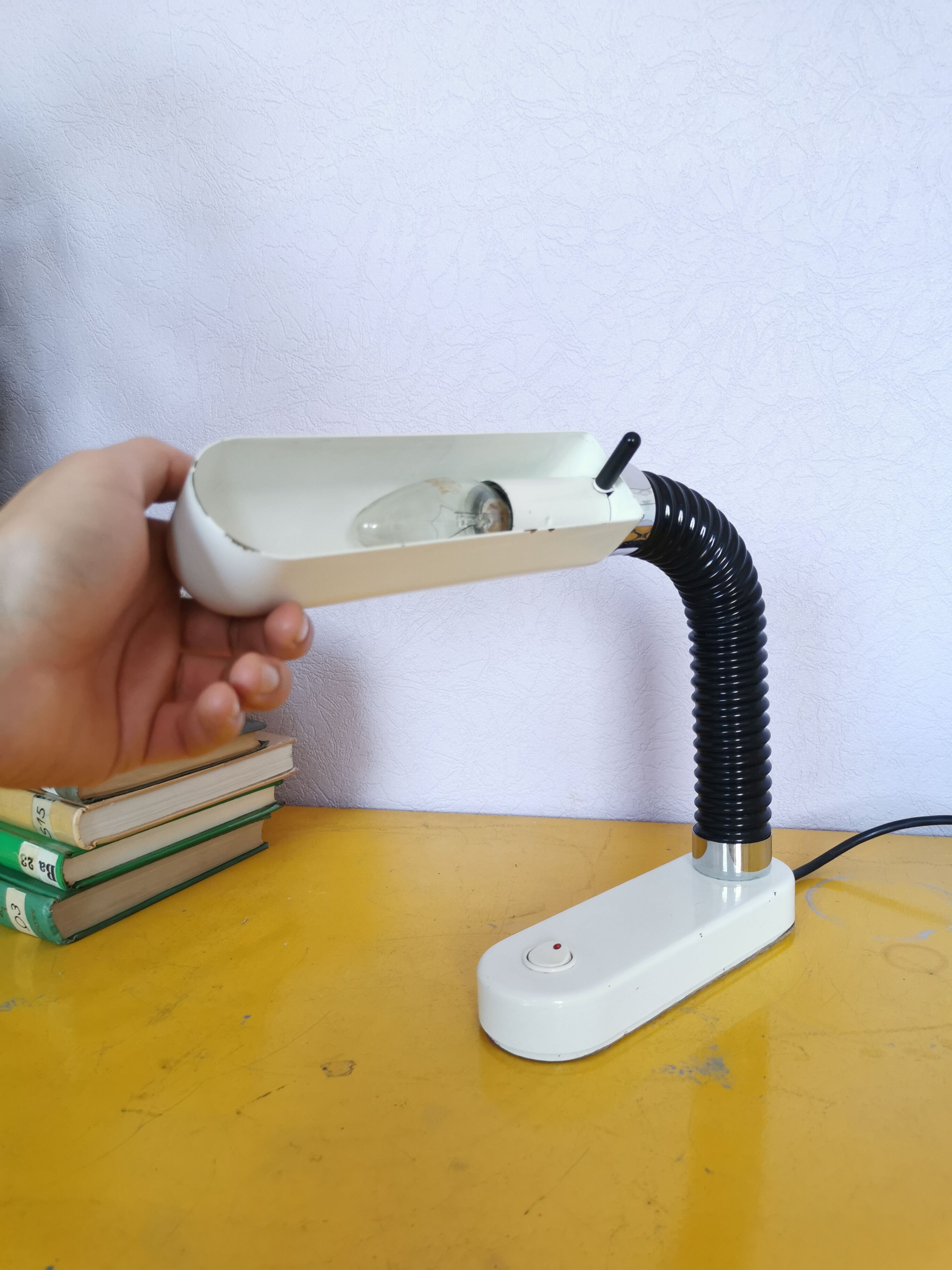 Flexible and adjustable lamp lacquered brass, 1970