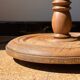 Lampadaire en bois tourné