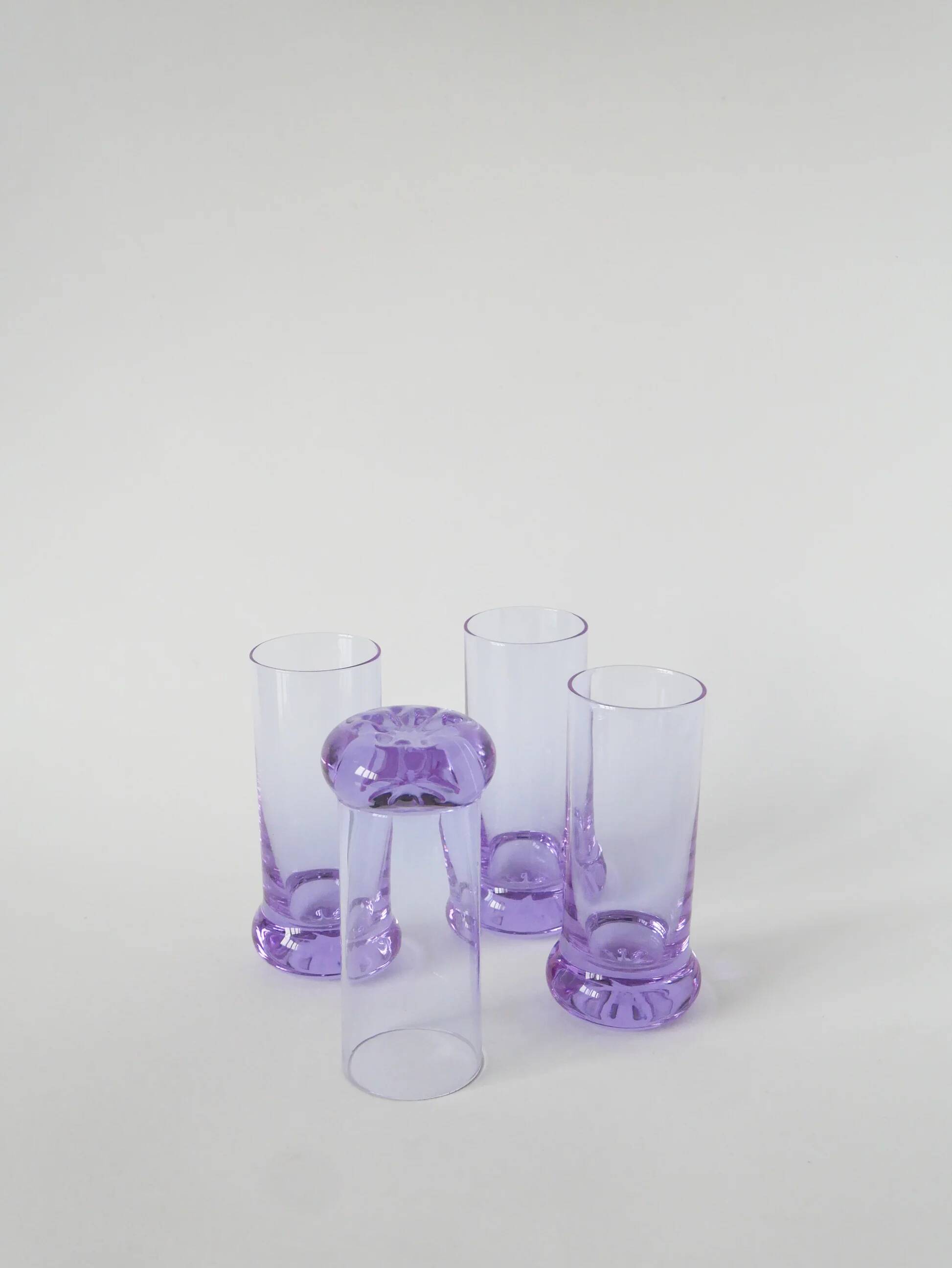 Set consisting of 5 cocktail glasses and an ice bucket, purple and chrome, made in Italy, 1960.