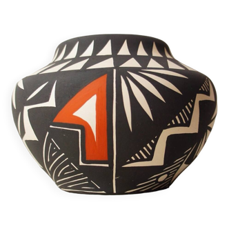 Acoma Mona Chino Vase, New Mexico