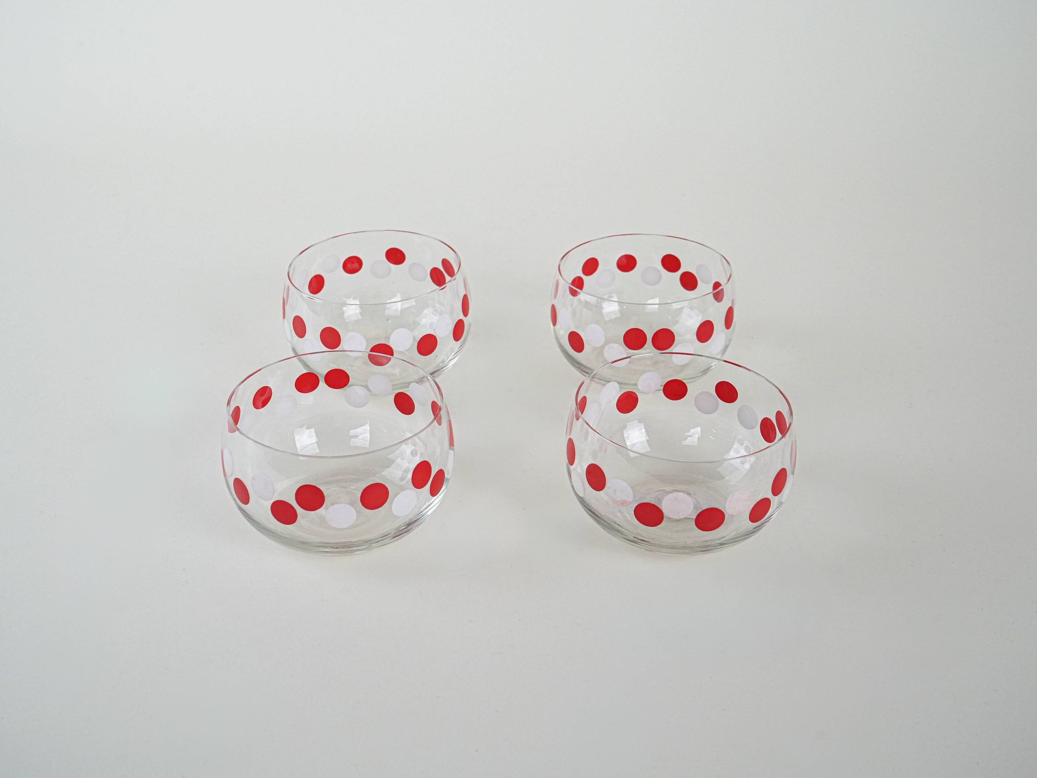 Set of glass bowls, Italian design, 1980s, made in Italy