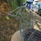 Chicken shaped egg basket