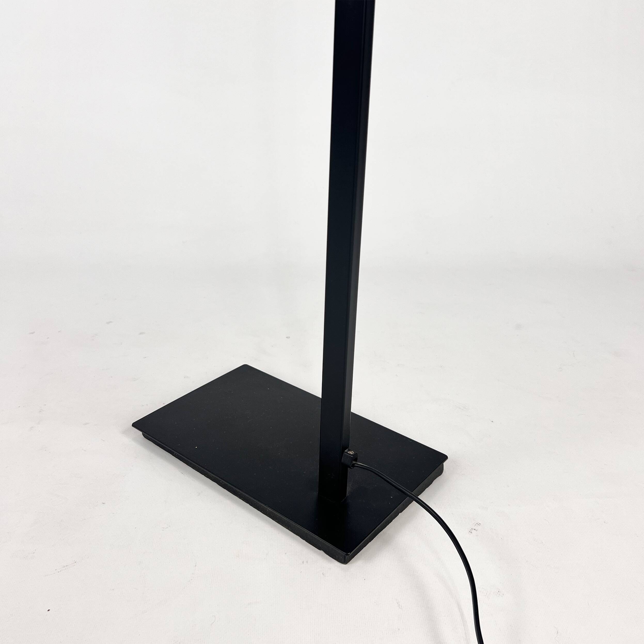 Postmodern Black Italian Floor Lamp by Stilnovo, 1980s