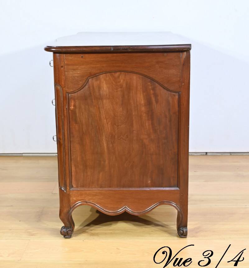 Nantes Commode from Port in Cuban Mahogany – 2nd part of the 18th century