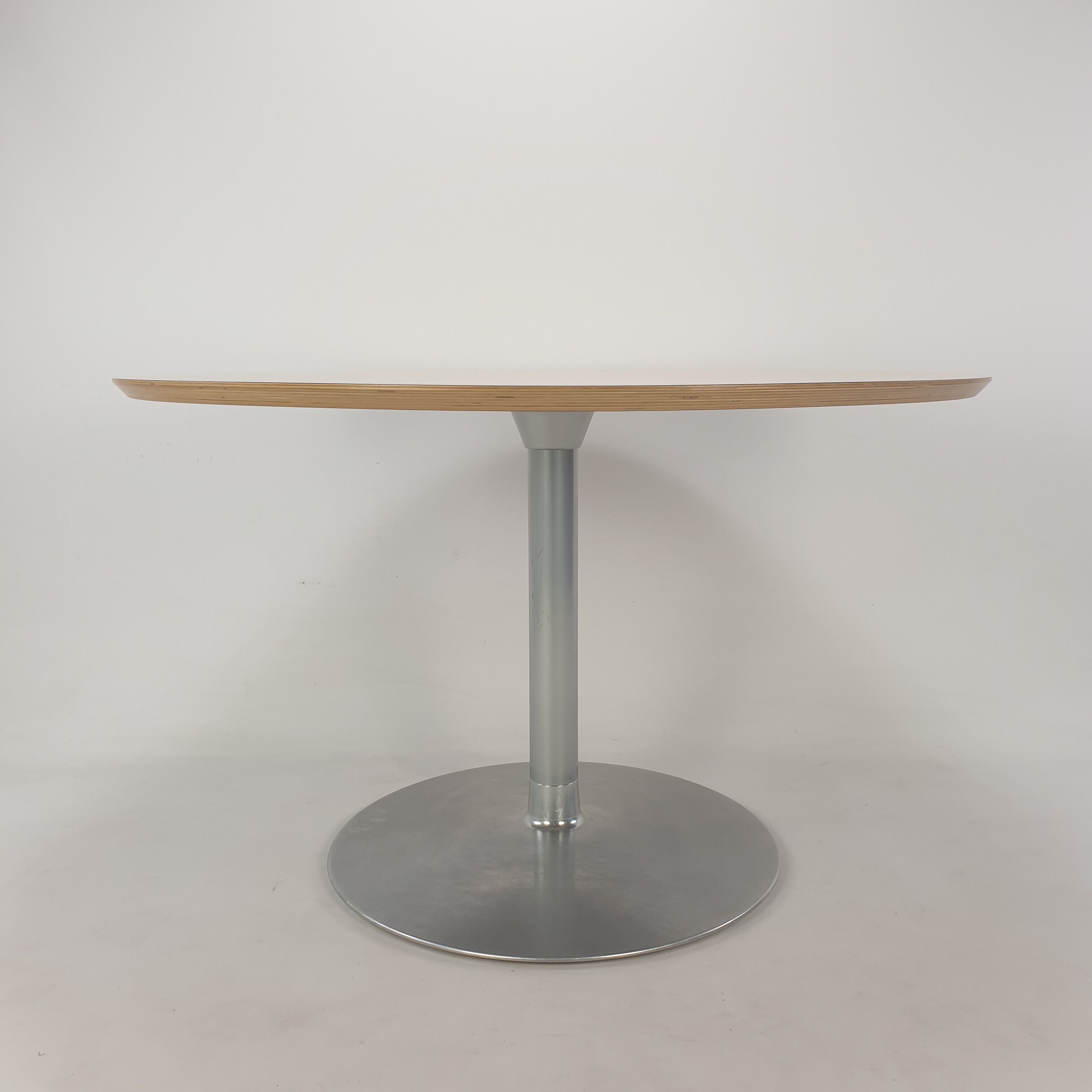 Round Dining Table by Pierre Paulin for Artifort