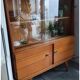 Buffet vitrine pieds compas
