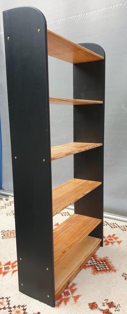 Black two-tone pine shelf