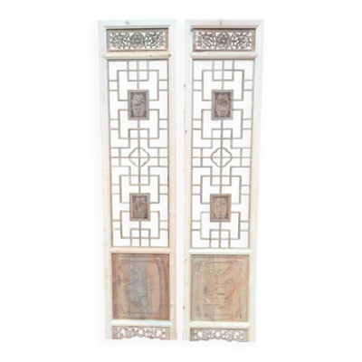 Porte en bois sculptée - De claustra à portes coulissantes.
