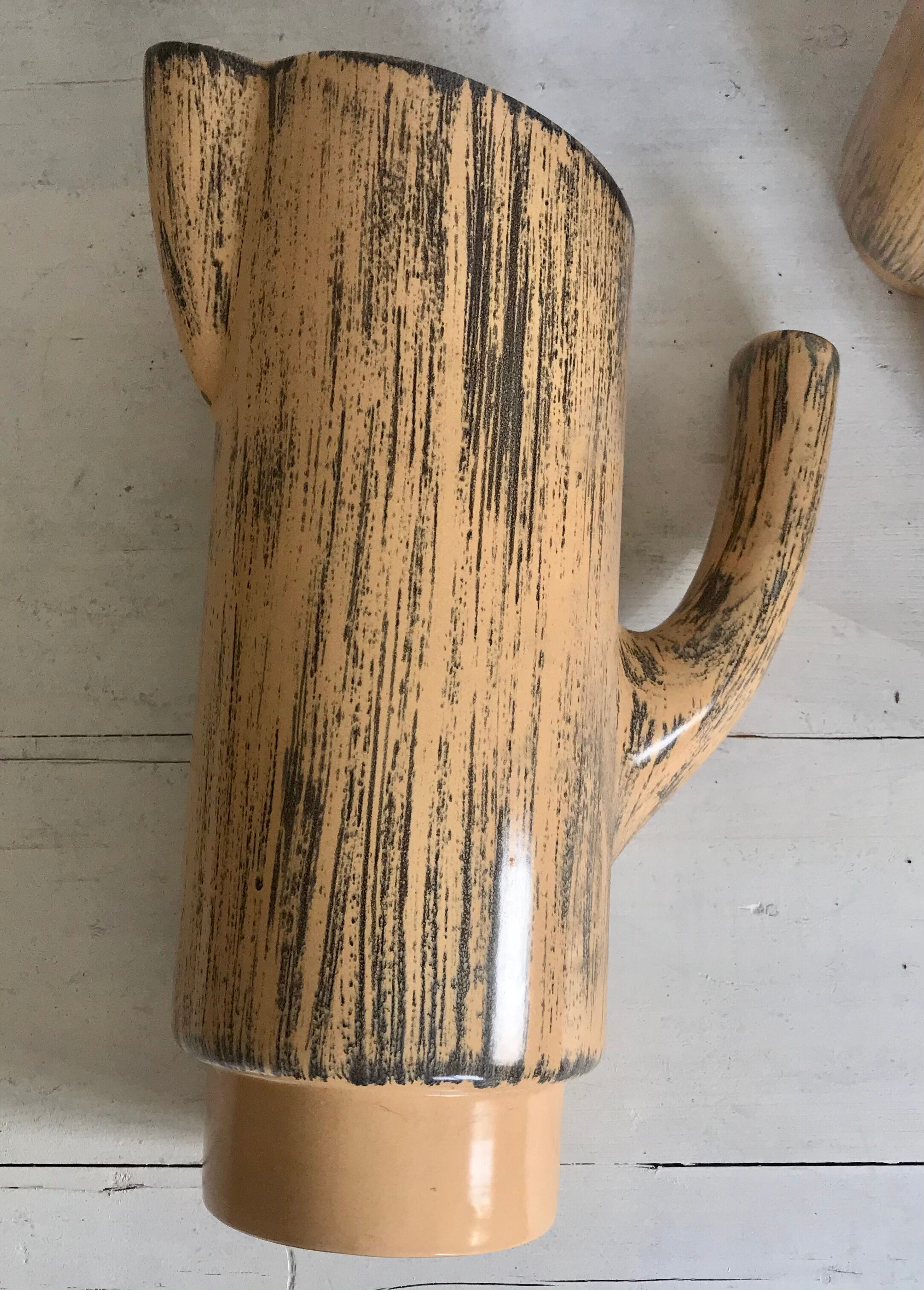 Pitcher and its 6 vintage ceramic glasses