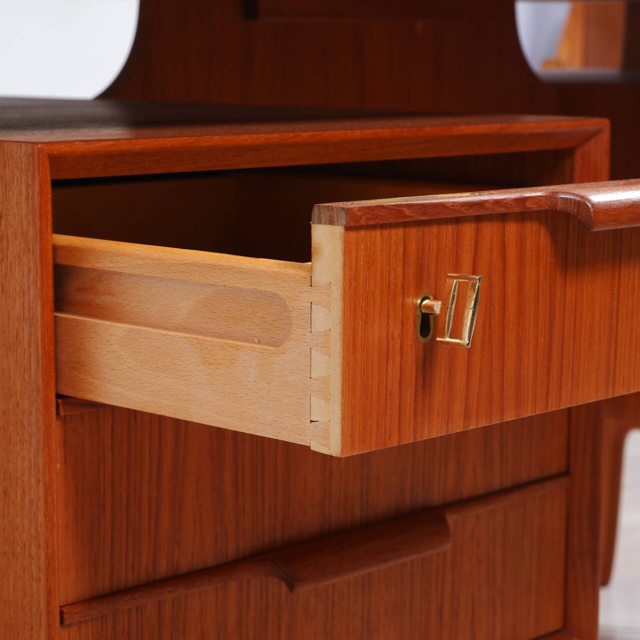 Teak writing desk „No. 75“ by Gunni Omann for Omann Jun Møbelfabrik