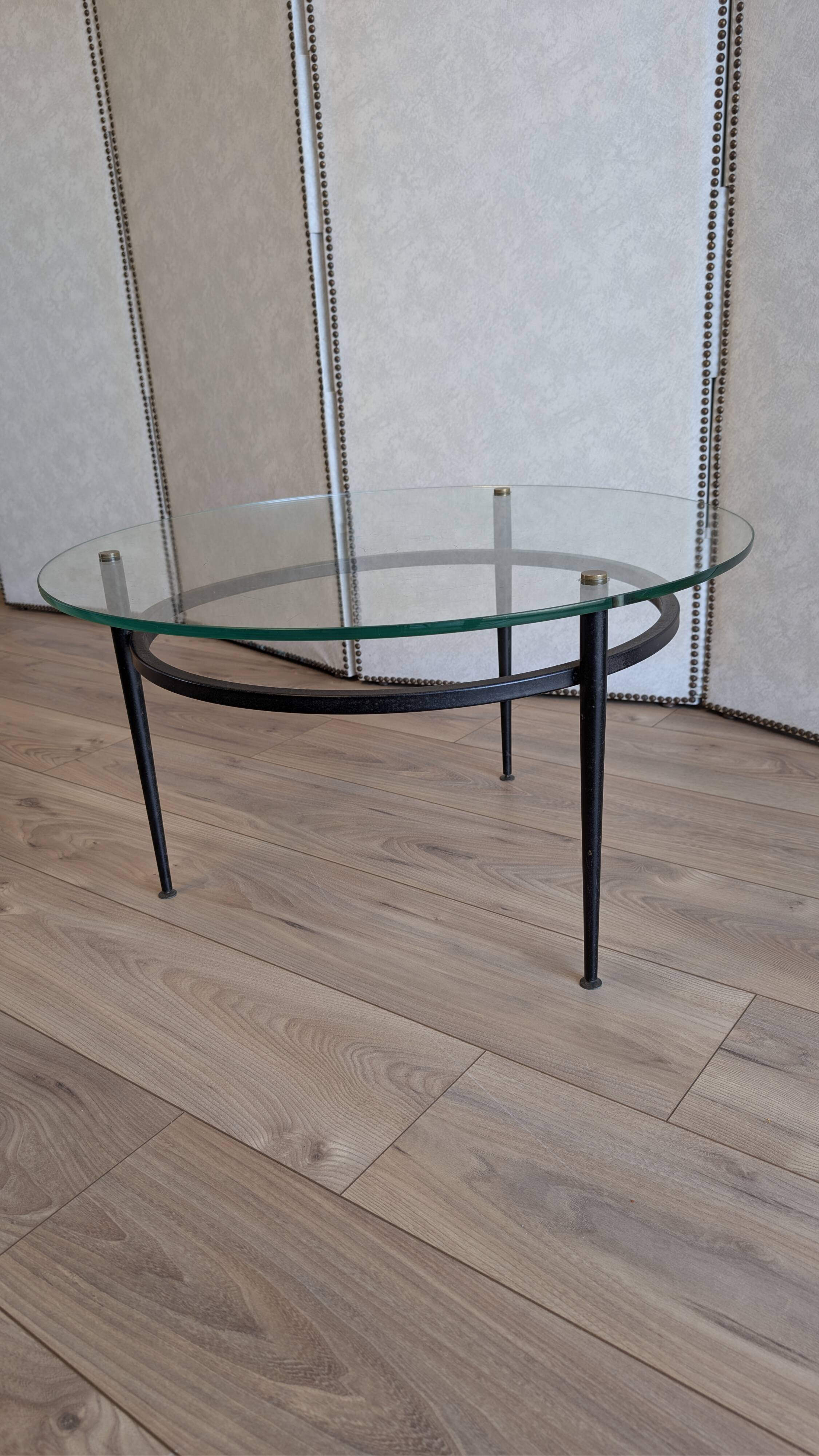 Coffee table attributed to Roger Le Bihan, modernist design in glass and metal.
