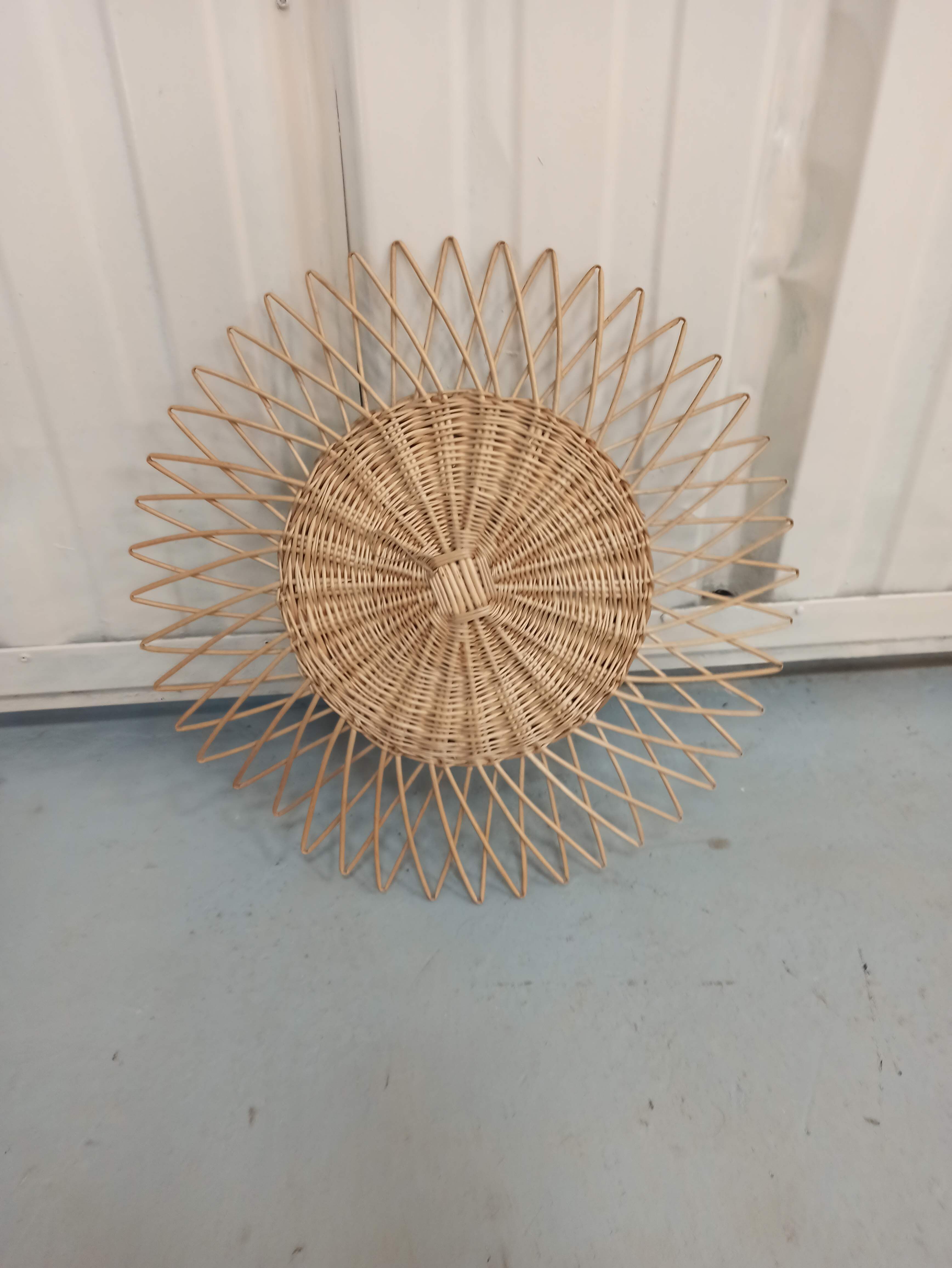 Round rattan sun mirror - 48cm