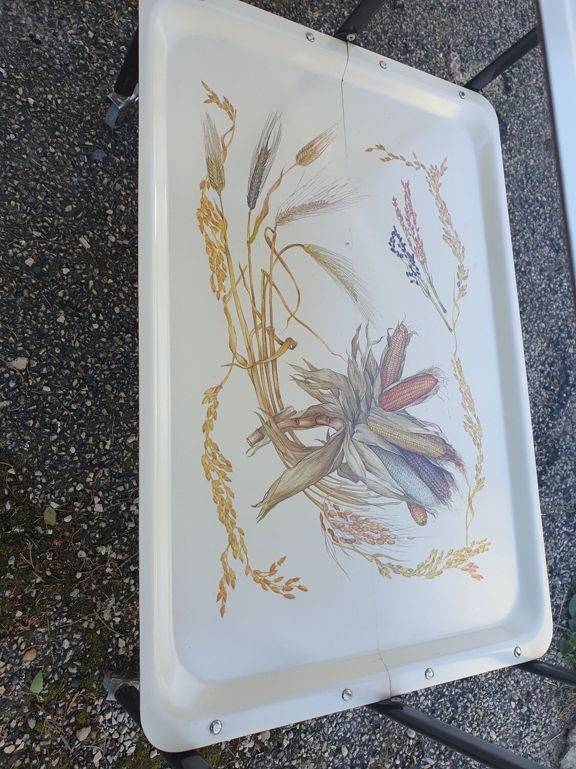 Folding dessert table 1970