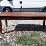 Country farm table in pine