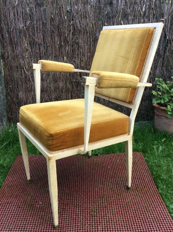 Fauteuil Ardus en métal laqué.