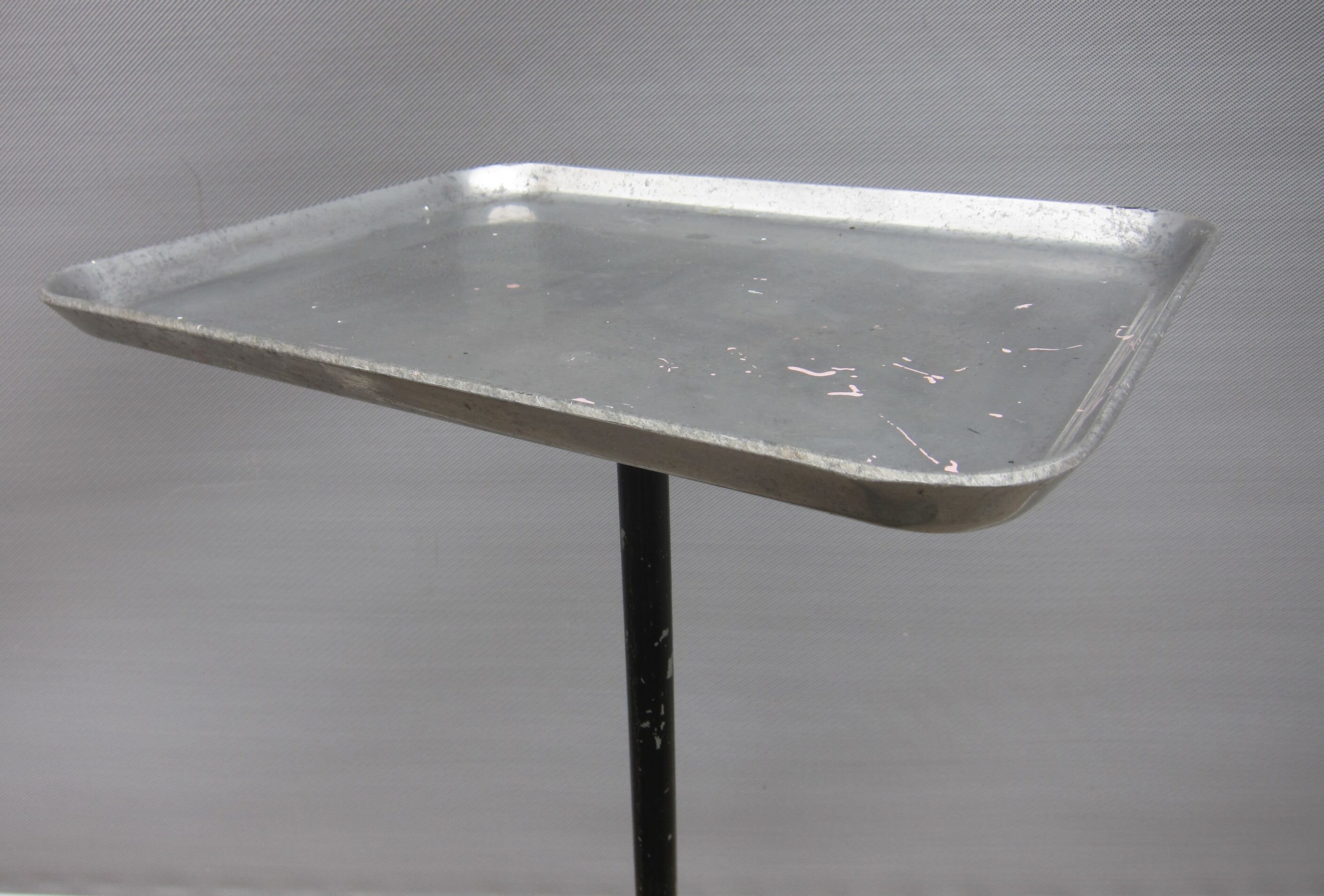 1930 dentist rolling table