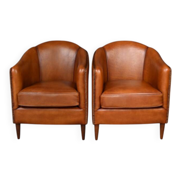 Paire de fauteuils club Solange en cuir de mouton – reproduction