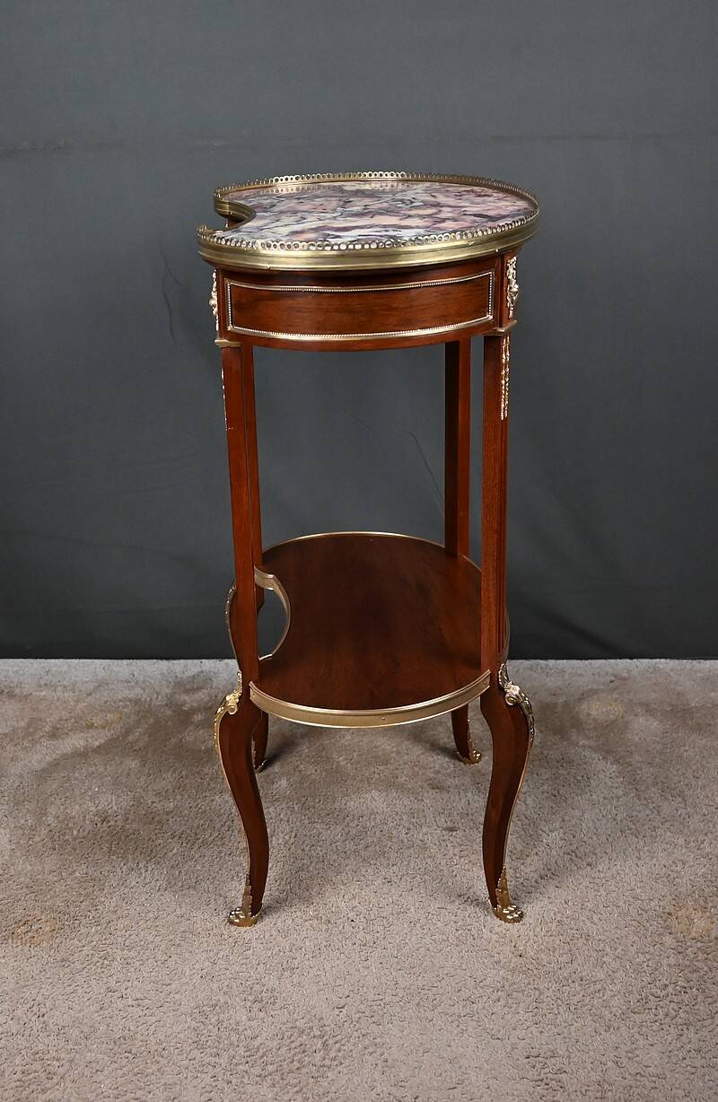 Small Kidney Table in Mahogany, Transition Style – Early 20th Century