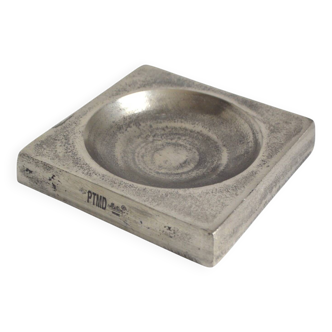 Ashtray