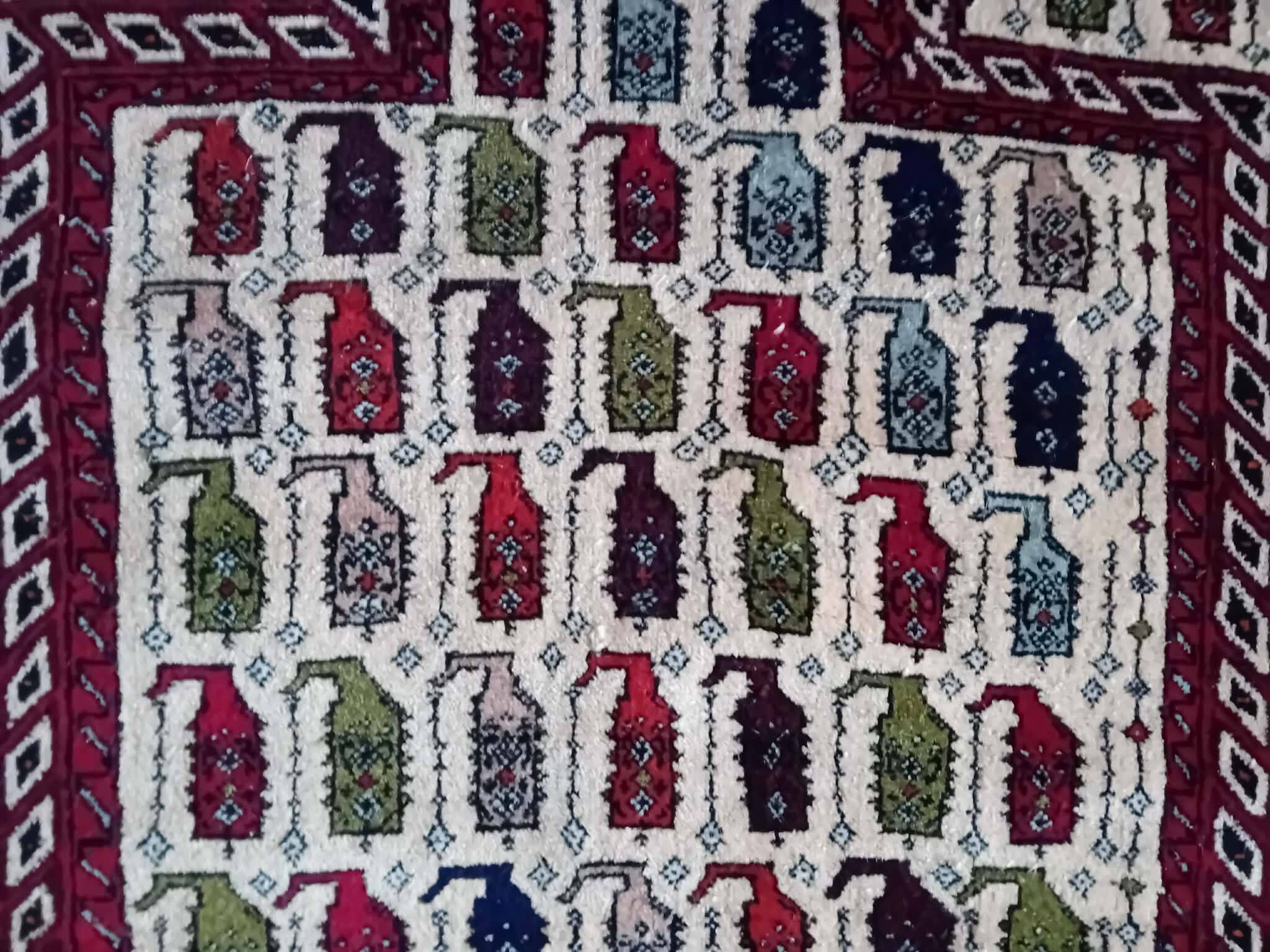 Handmade Afshar Persian Rug 138x112cm