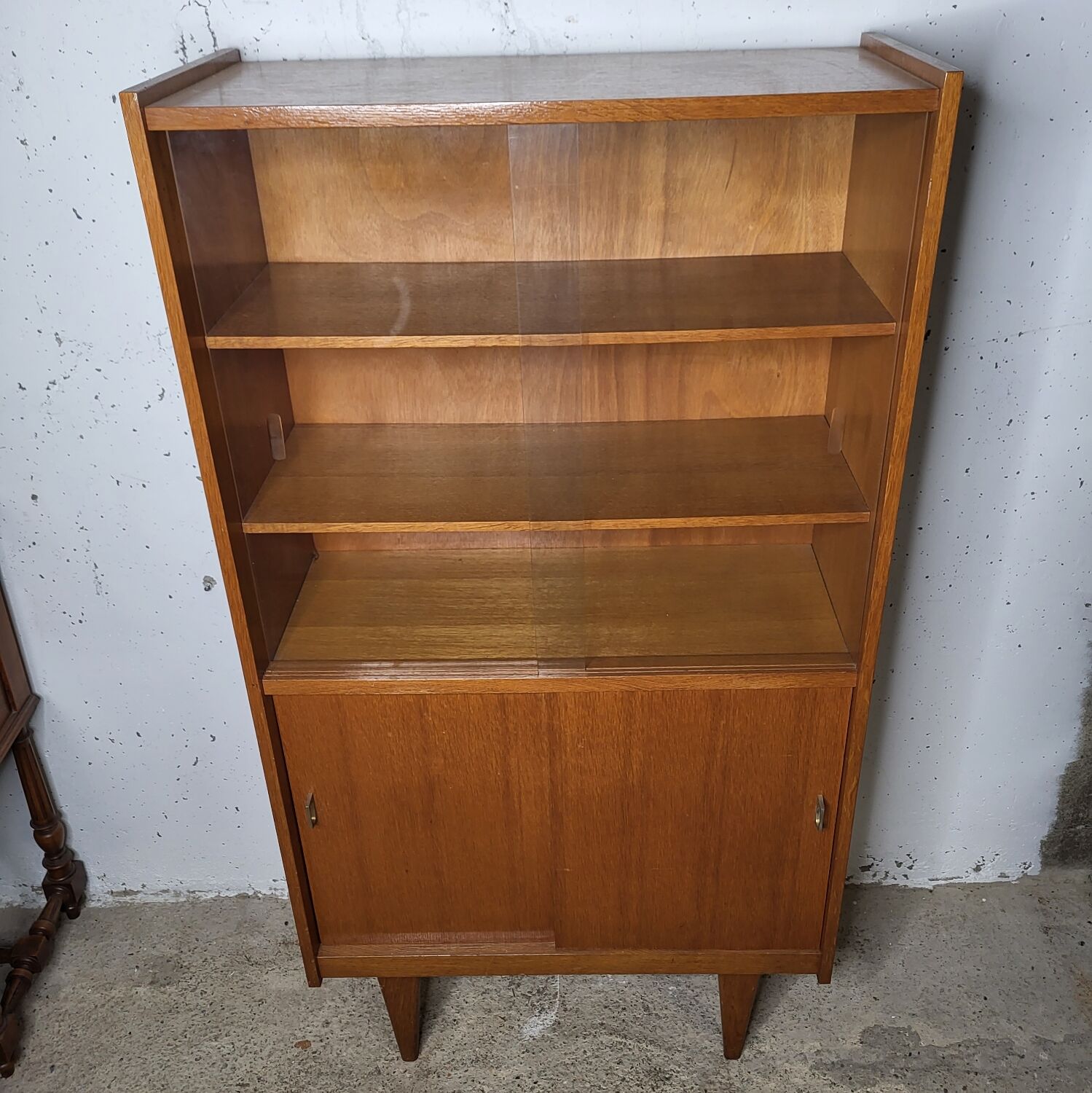 Showcase bookcase 70's feet compass