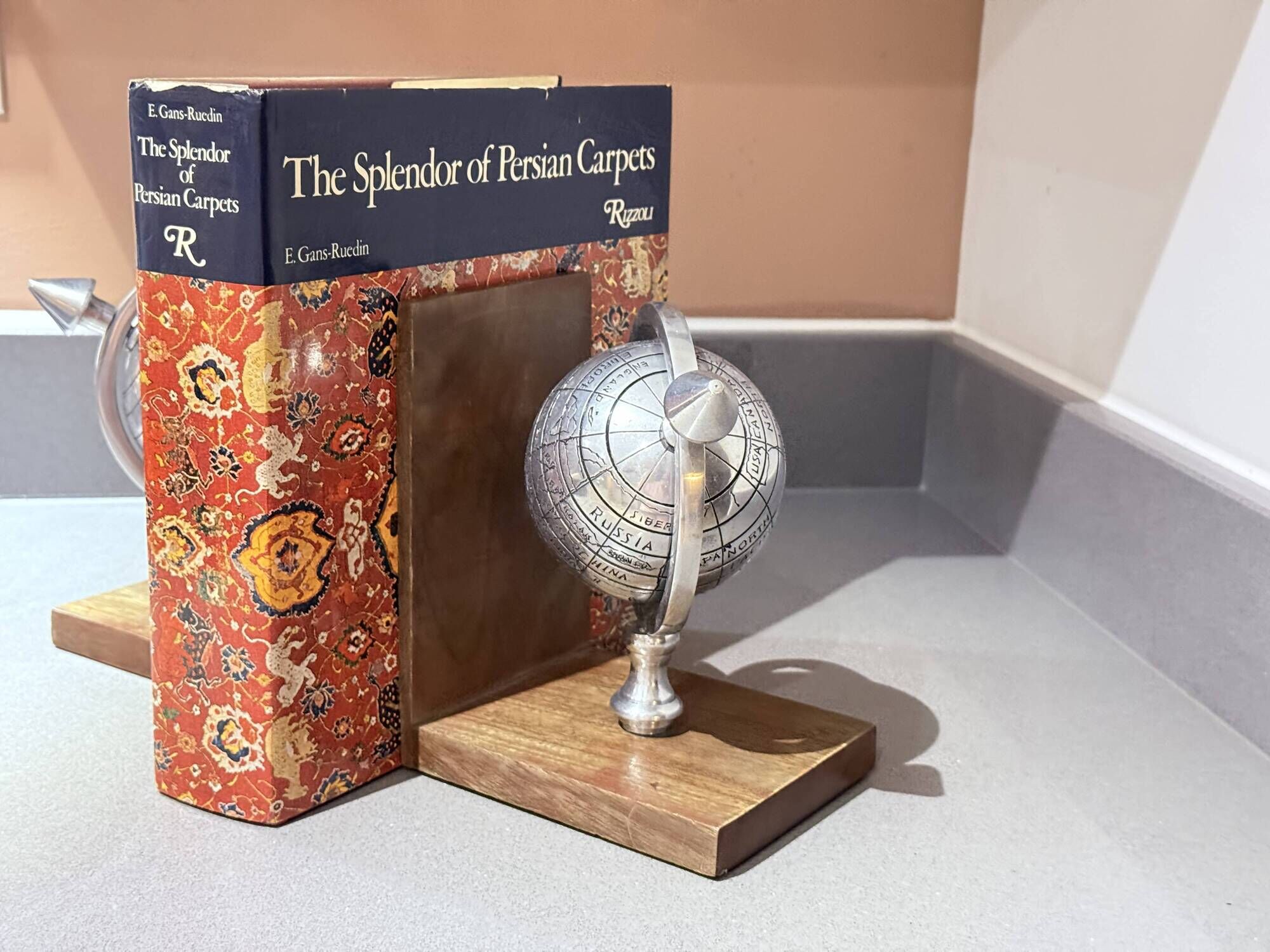 Pair of 20th Century Atlas Globe Bookends Metal & Wood Decorative Book Holders
