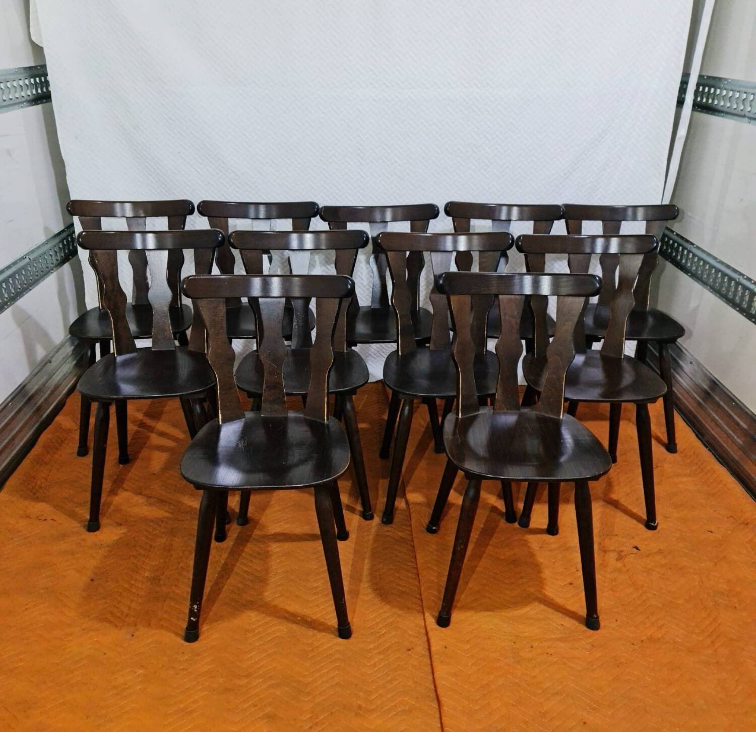 Antique bistro chairs in solid oak wood