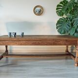 Large oak coffee table from the early 20th century