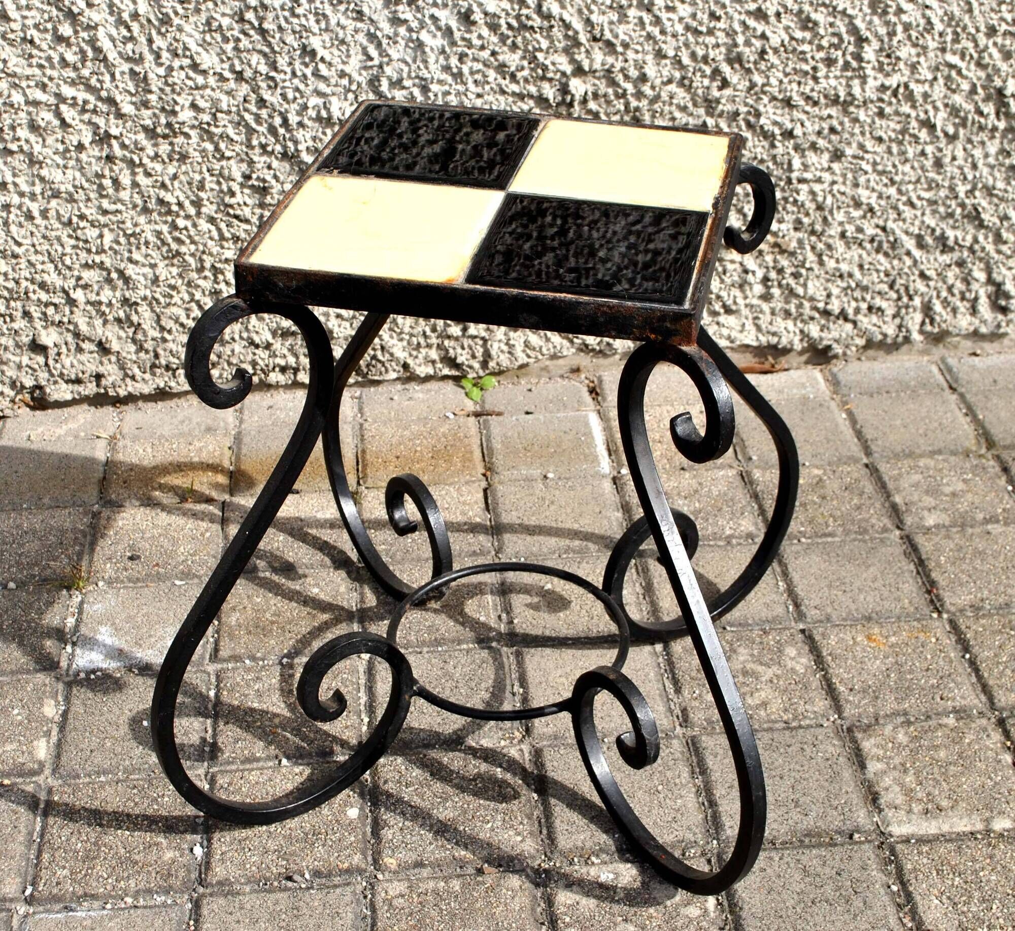 Coffee table Plant holder in wrought iron and ceramic tiles 1960-1970