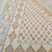 Tapis traditionnel tissé à la main en pure laine 114x200cm