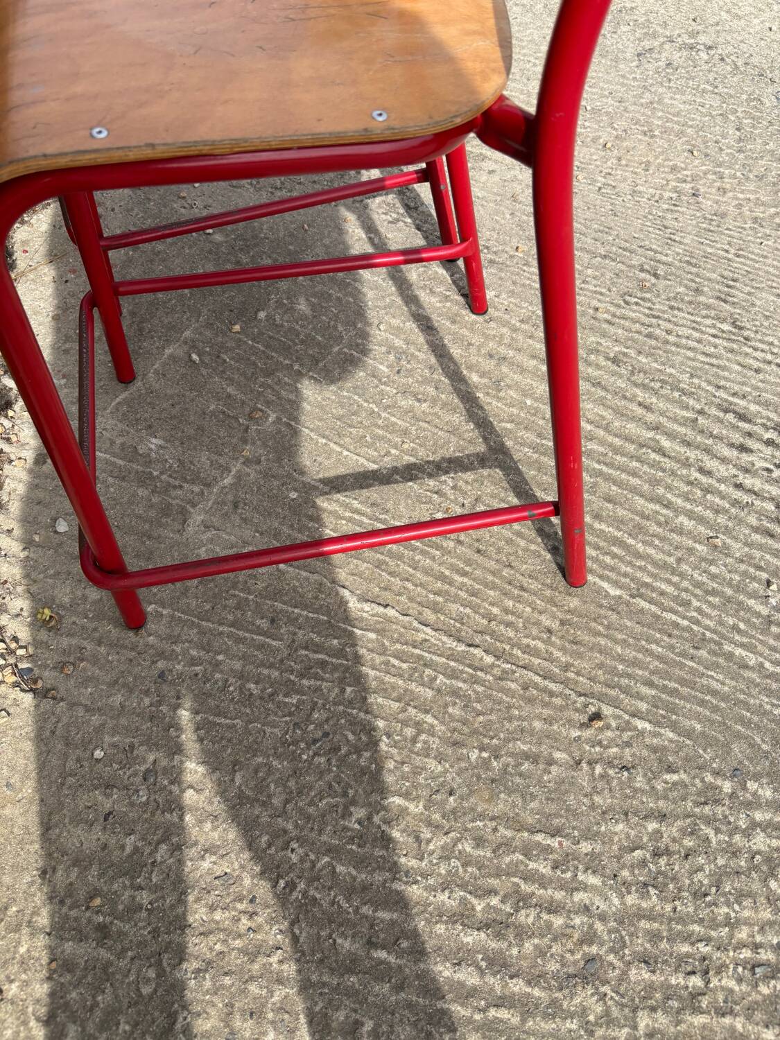 2 chaises hautes industrielles, années 80