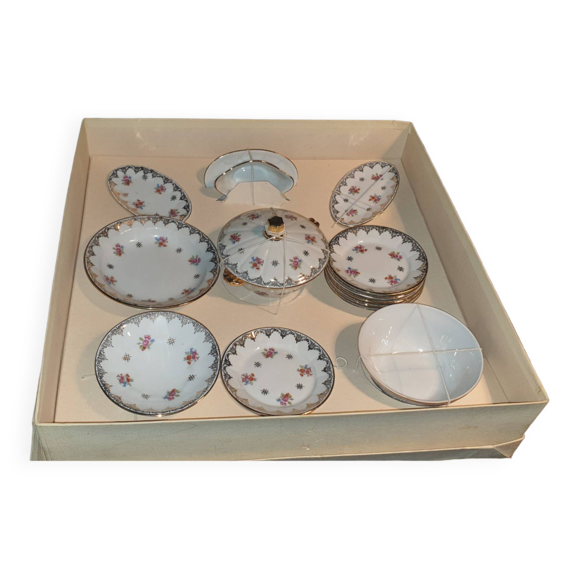 Dinette in paris porcelain half of the 19th century