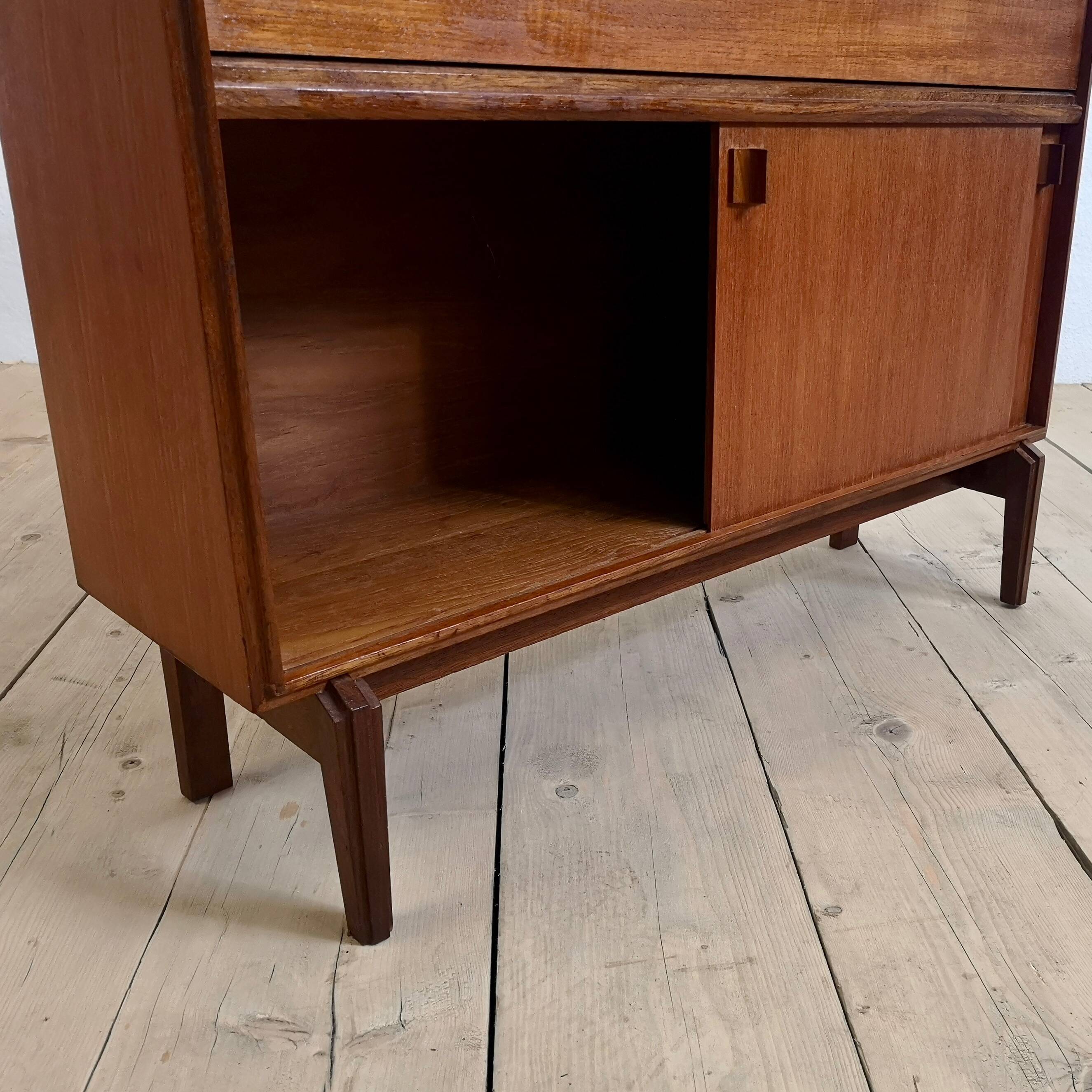 Mid-century Cocktail Cabinet By Beaver And Tapley