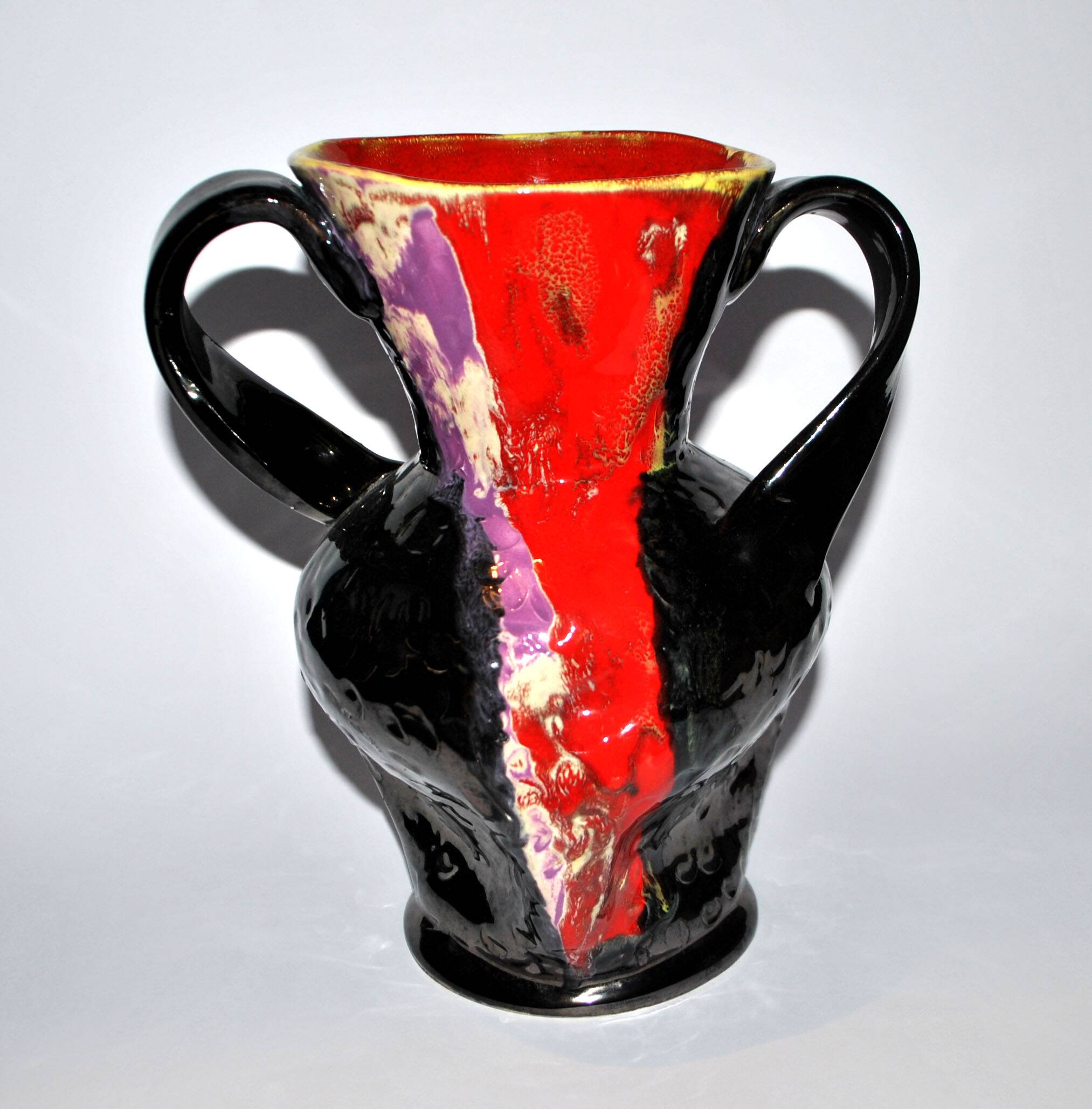 VALLAURIS ceramics Black and red enamelled vase with handle VINTAGE 1950-1960