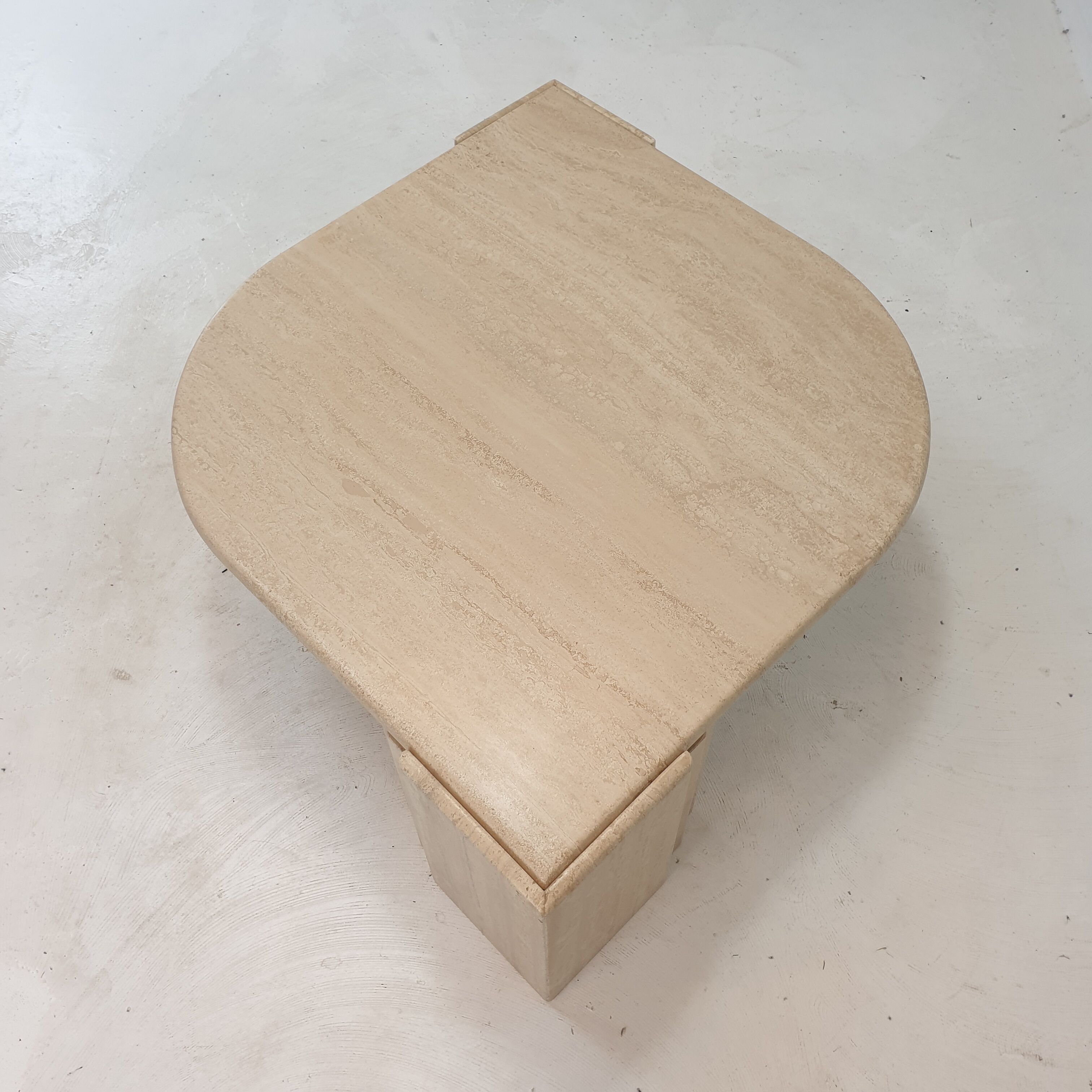 Table basse en travertin italien, années 1980