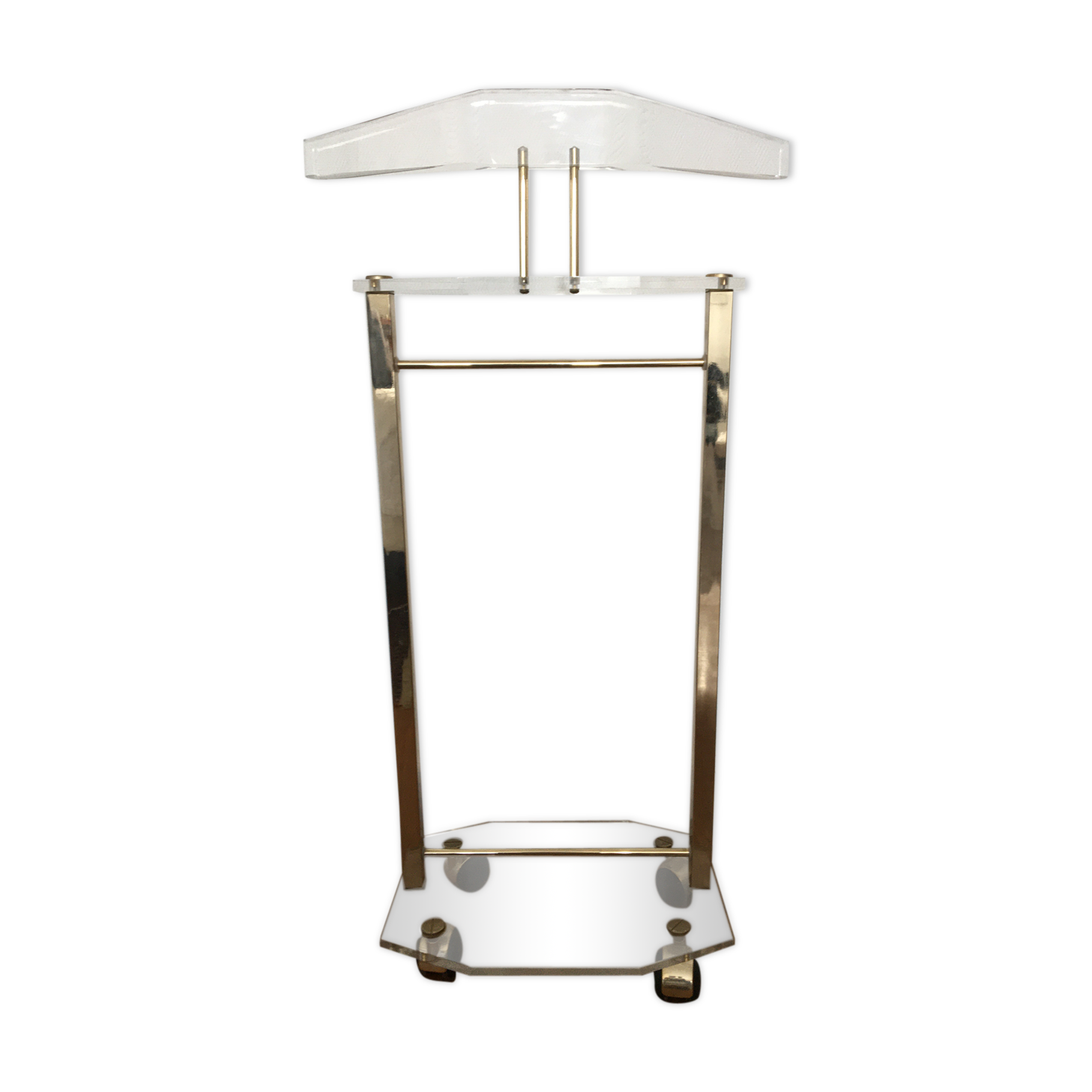 Night Valet the Invisibles of the Marais