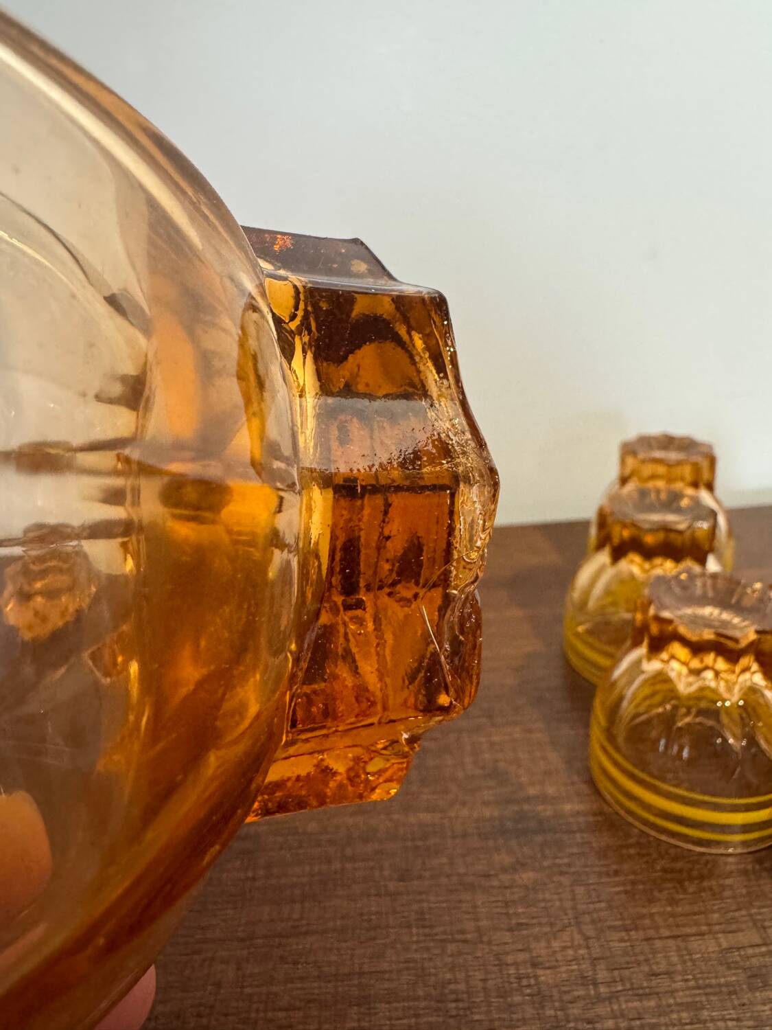 Vintage liqueur service in amber glass (decanter + 6 glasses)