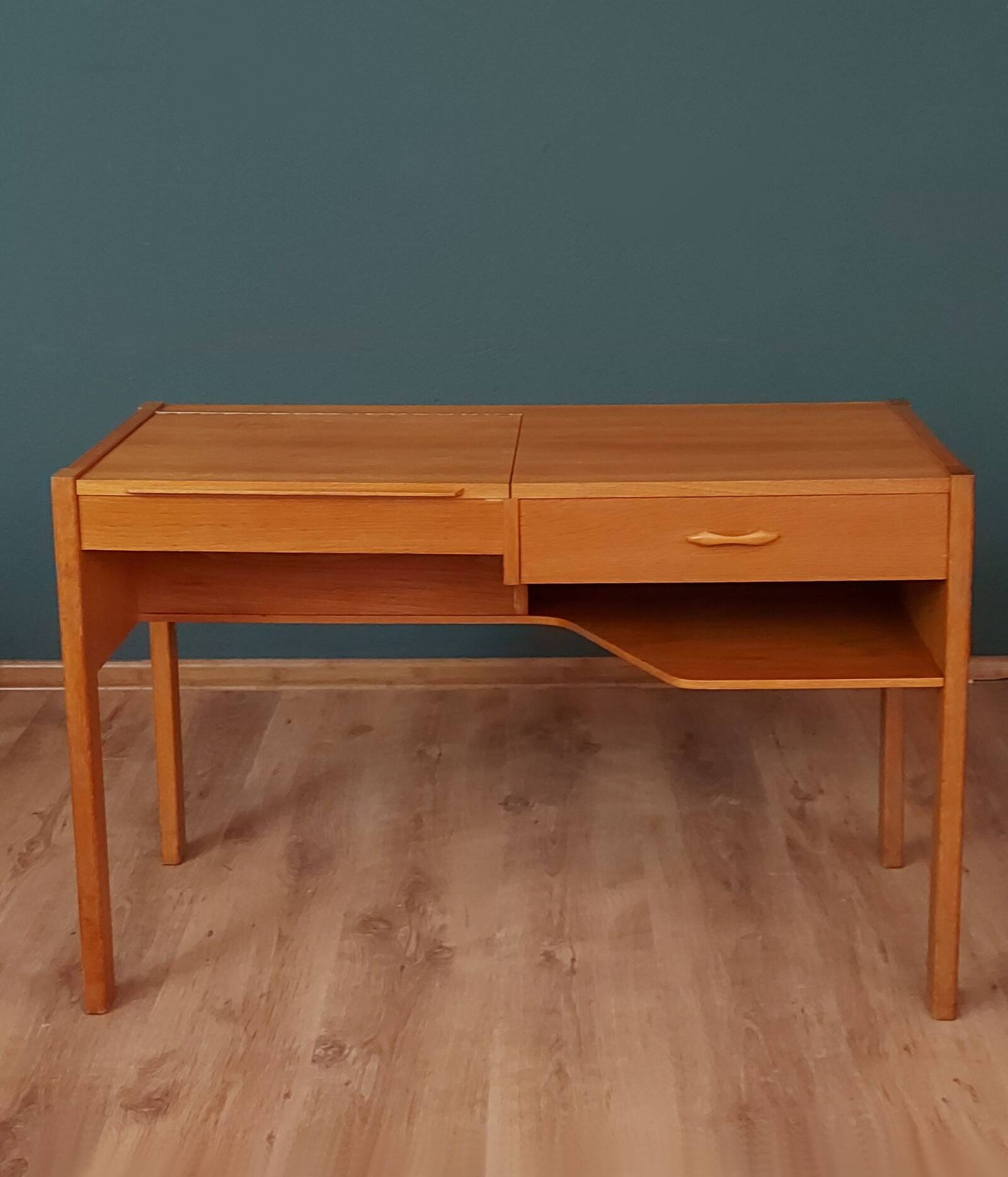 Bureau Coiffeuse en Teck Danemark Années 1960