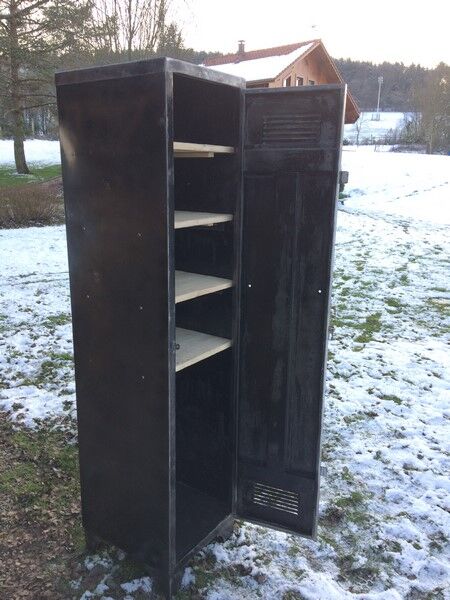 Industrial wardrobe 1940