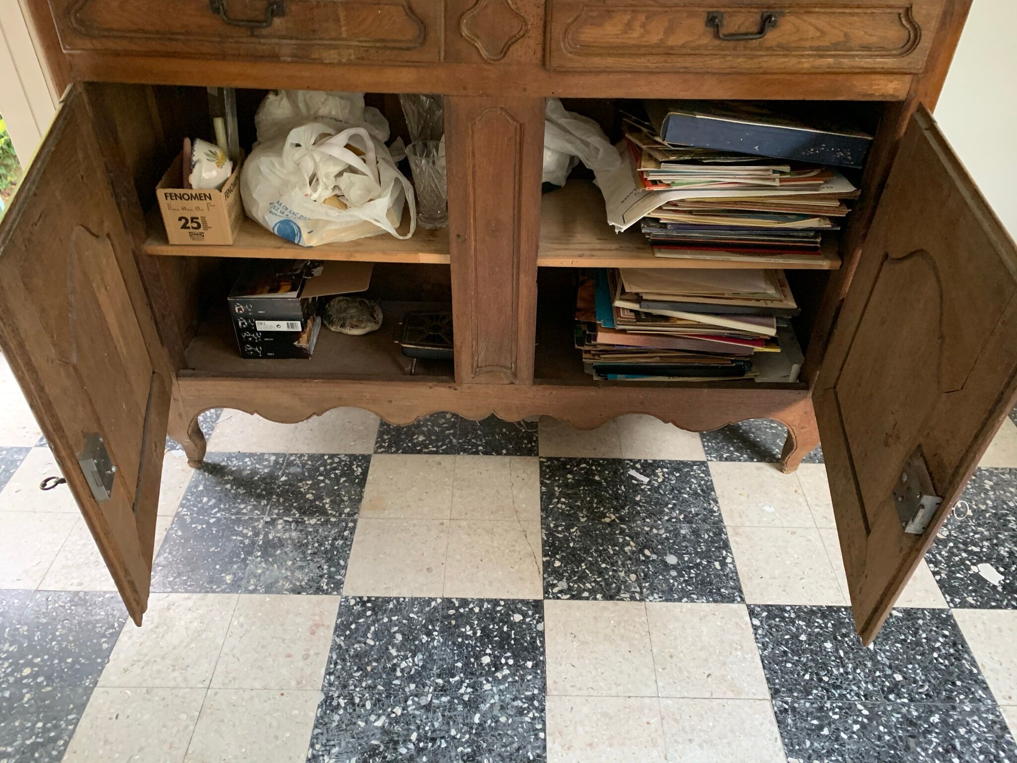 Buffet ancien